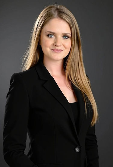 Photo of Shelby Woolston, Esq.